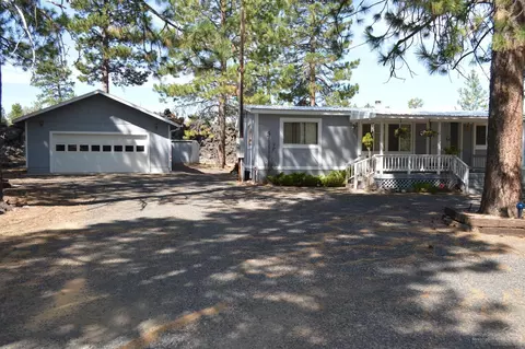 60155 Opal Ln, Bend, OR 97702 photo 2