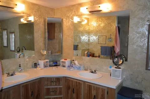 60155 Opal Ln, Bend, OR 97702 photo 16