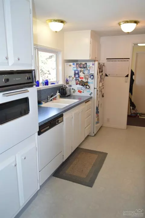 60155 Opal Ln, Bend, OR 97702 photo 7