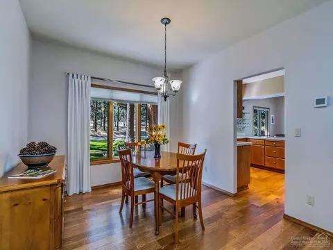 60705 Willow Creek Loop, Bend, OR 97702 photo 5