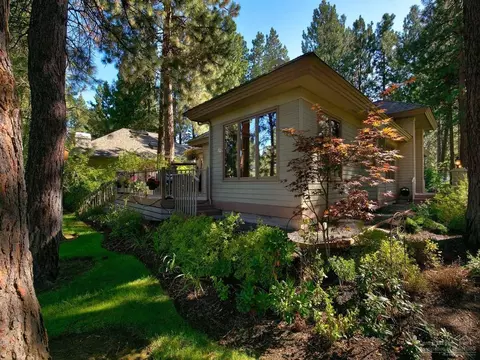 60705 Willow Creek Loop, Bend, OR 97702 photo 16