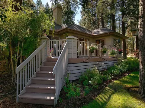 60705 Willow Creek Loop, Bend, OR 97702 photo 17