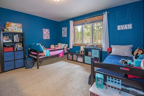 56008 Remington Dr, Bend, OR 97707 photo 16