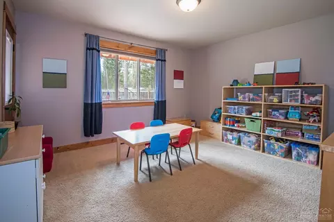56008 Remington Dr, Bend, OR 97707 photo 15