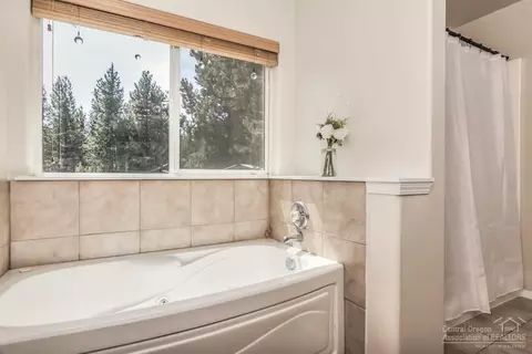 16181 Lava Dr, La Pine, OR 97739 photo 20