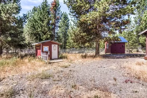 16181 Lava Dr, La Pine, OR 97739 photo 4