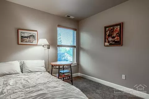 61438 Davis Lake Loop, Bend, OR 97702 photo 18