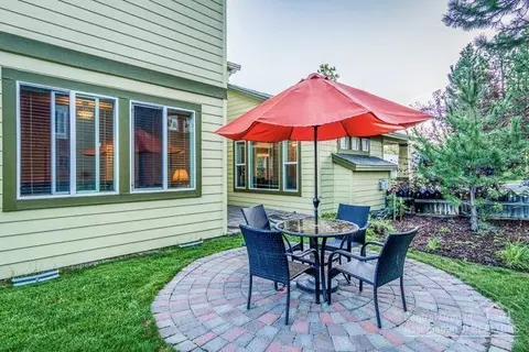 61438 Davis Lake Loop, Bend, OR 97702 photo 4