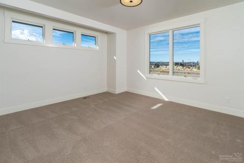 19325 Outrider Loop, Bend, OR 97702 photo 20