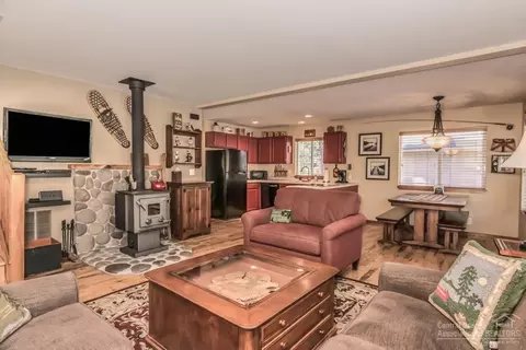 17225 Elsinore Rd, Bend, OR 97707 photo 7