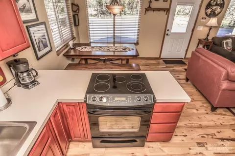 17225 Elsinore Rd, Bend, OR 97707 photo 11