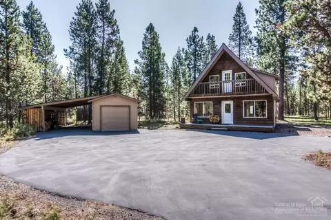 17225 Elsinore Rd, Bend, OR 97707 photo 2