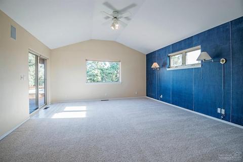 20862 Solstice Dr, Bend, OR 97703 photo 8