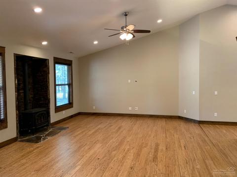 14547 Crossroads Loop, Sisters, OR 97759 photo 7