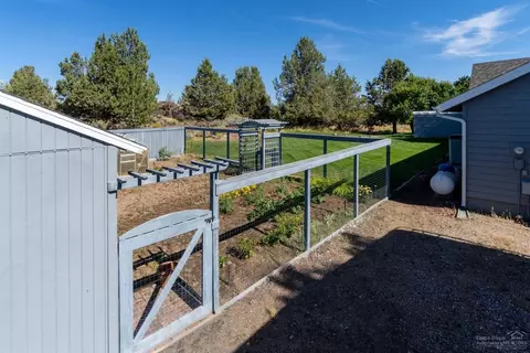 60830 Jennings Rd, Bend, OR 97702 photo 20
