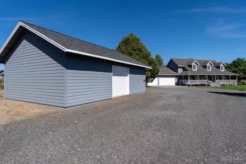 60830 Jennings Rd, Bend, OR 97702 photo 22