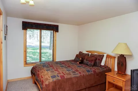 57534 Circle Four Ln, Sunriver, OR 97707 photo 15