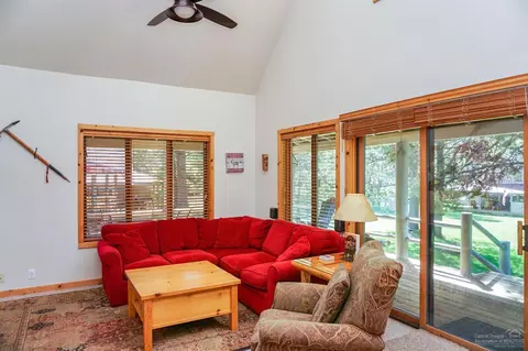 57534 Circle Four Ln, Sunriver, OR 97707 photo 6
