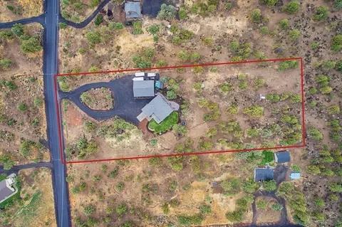 21126 Limestone Ave, Bend, OR 97703 photo 24
