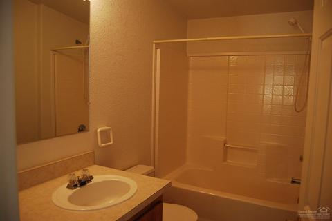 55422 Gross Dr, Bend, OR 97707 photo 16