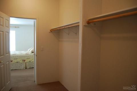 55422 Gross Dr, Bend, OR 97707 photo 14