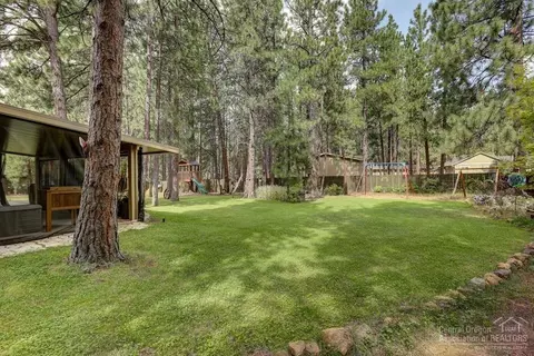 19096 Obsidian Rd, Bend, OR 97702 photo 17