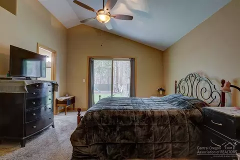 19096 Obsidian Rd, Bend, OR 97702 photo 10
