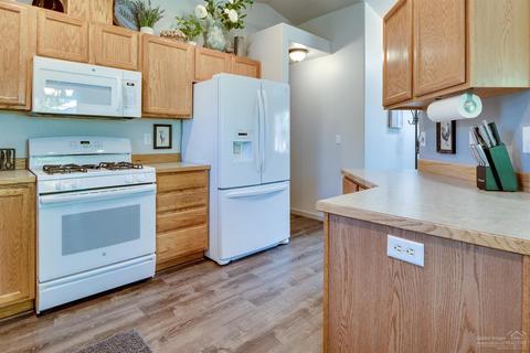 3100 NE Post Ave, Bend, OR 97701 photo 10