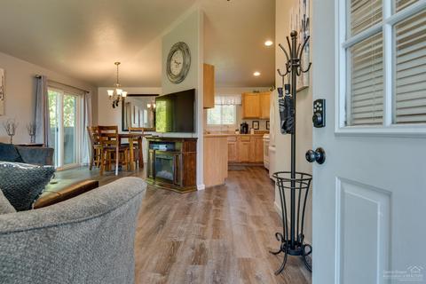 3100 NE Post Ave, Bend, OR 97701 photo 2
