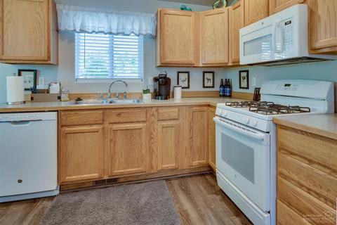 3100 NE Post Ave, Bend, OR 97701 photo 8