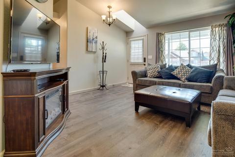 3100 NE Post Ave, Bend, OR 97701 photo 5