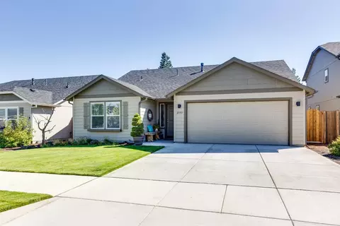 21351 NEagle Crossing Ave, Bend, OR 97701 photo 2
