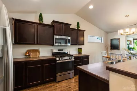 21351 NEagle Crossing Ave, Bend, OR 97701 photo 5