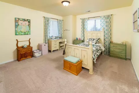 21184 Clairaway Ave, Bend, OR 97702 photo 12