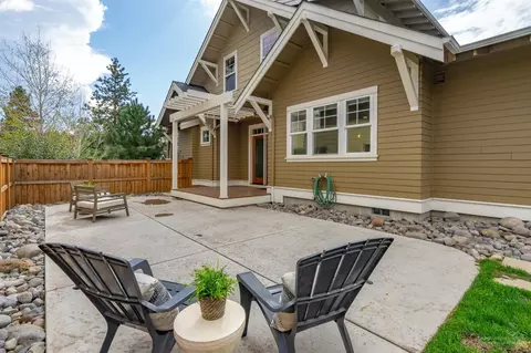 2470 NW Drouillard Ave, Bend, OR 97703 photo 23