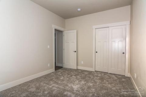 841 E Cascade Ave, Sisters, OR 97759 photo 23