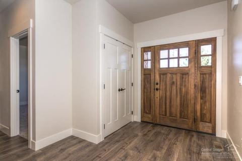 841 E Cascade Ave, Sisters, OR 97759 photo 18