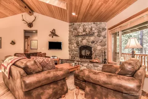 16960 Glendale, Bend, OR 97707 photo 7
