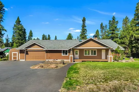 16070 Lava Dr, La Pine, OR 97739 photo 1