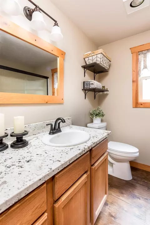56069 Savage Dr, Bend, OR 97707 photo 17