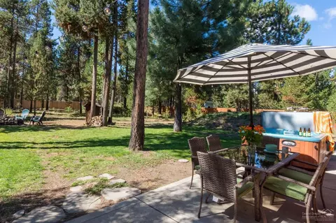 56069 Savage Dr, Bend, OR 97707 photo 20