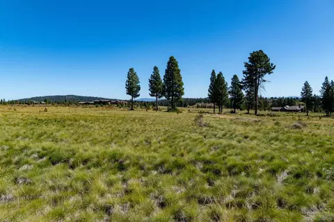 18882 Sutherland Ct, Bend, OR 97702 photo 10