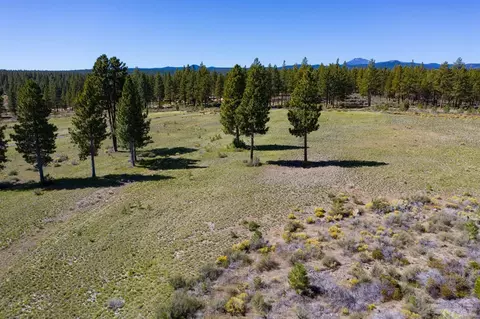 18882 Sutherland Ct, Bend, OR 97702 photo 17