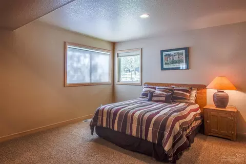 57741 Vine Maple Ln, Sunriver, OR 97707 photo 20