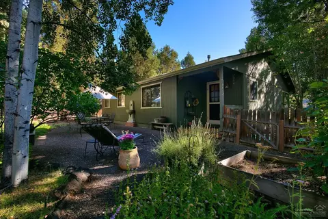 61175 Benham, Bend, OR 97702 photo 5