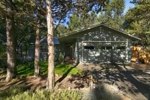 61175 Benham, Bend, OR 97702 photo 21