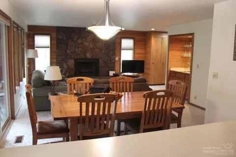 57324 Beaver Ridge Loop, Sunriver, OR 97707 photo 7