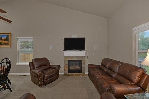 20649 Beaumont Dr, Bend, OR 97701 photo 7