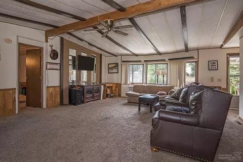 19635 Apache Rd, Bend, OR 97702 photo 3