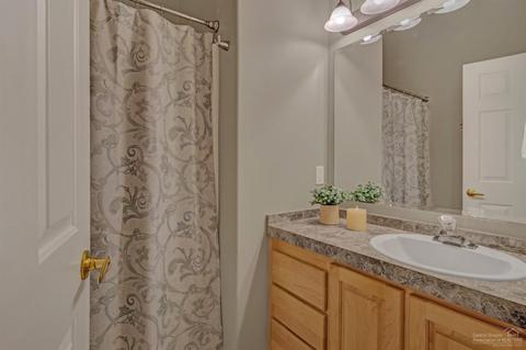 268 N Wheeler Loop, Sisters, OR 97759 photo 19